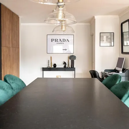 Chic Flat With Terrasse Appartamento *